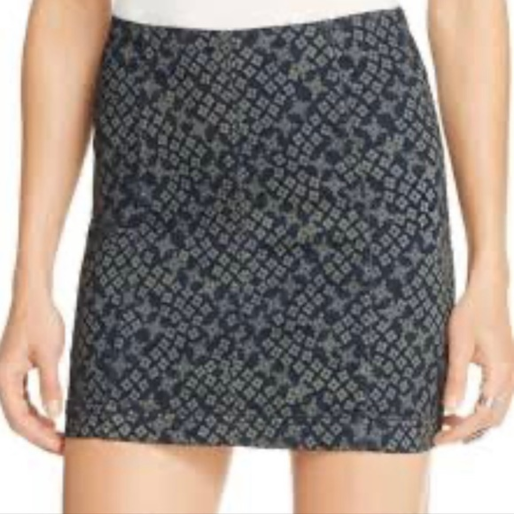 Free People‎ Modern Femme Indigo Green Diamond Print Skirt. Size 4
